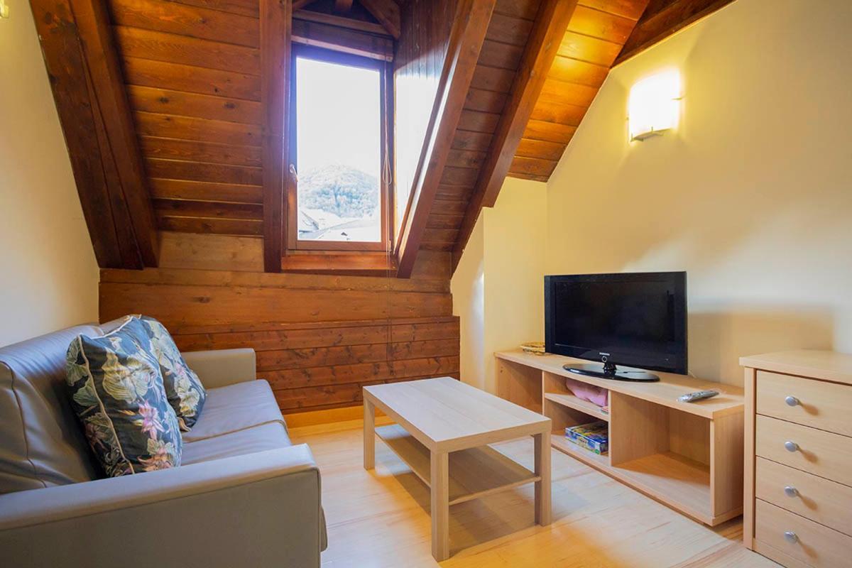 Metsola Rurales Apartment Isaba